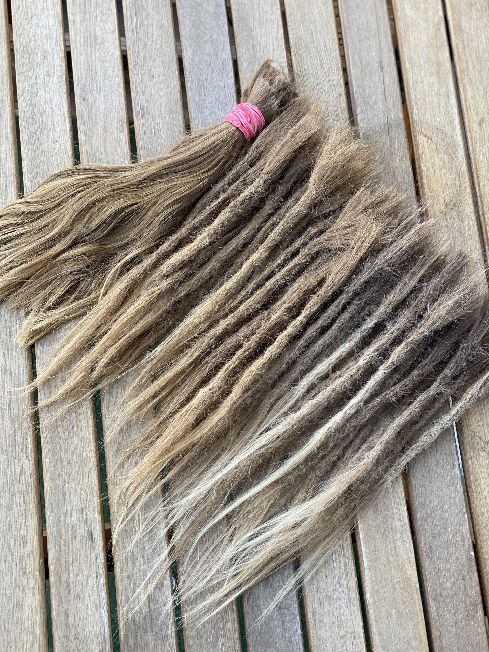 Europäische Echthaar Extensions J.B's Dreadwerkstatt